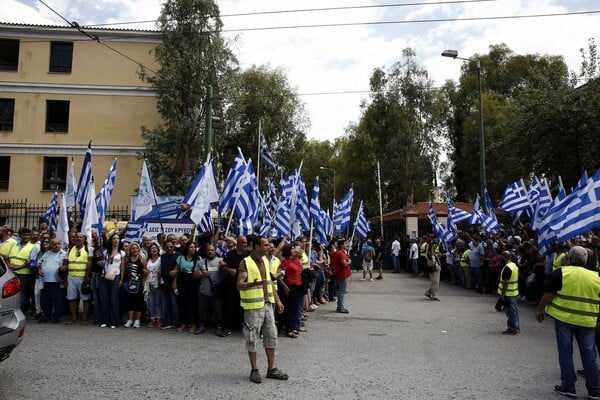 Αγνώριστος ο Σώρρας - Τον φυγάδευσαν από την Ευελπίδων