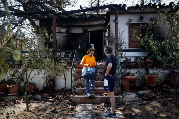 Συγκέντρωση διαμαρτυρίας έξω από τη Βουλή διοργανώνουν πυρόπληκτοι του Ματιού τη Δευτέρα