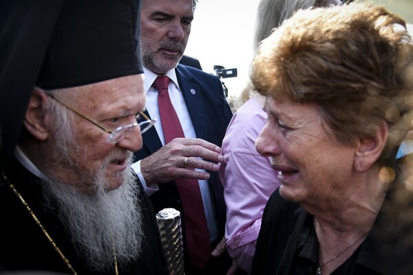 Στο Μάτι για τρισάγιο ο Οικουμενικός Πατριάρχης