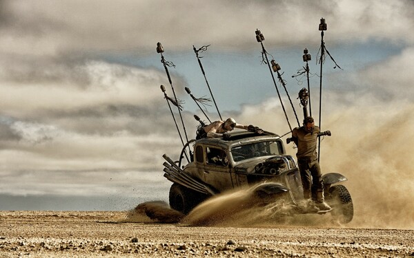 Να πώς είναι το Mad Max: Fury Road χωρίς καθόλου εφέ