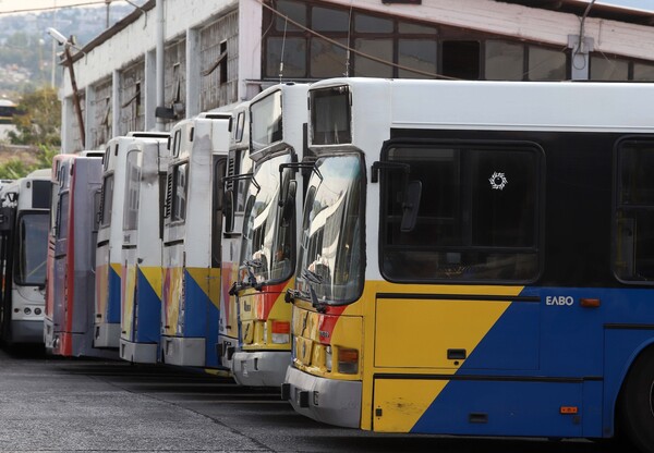 Ο ΟΑΣΘ μισθώνει λεωφορείο αποκλειστικά για τις ανάγκες μαθητών Λυκείου