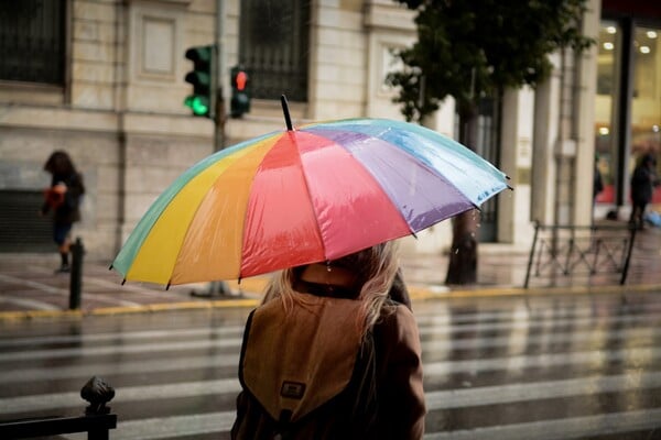 Meteo: Βροχές και καταιγίδες έως την Παρασκευή