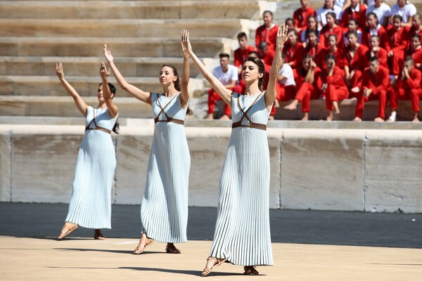 Λωζάνη 2020: Άναψε στο Καλλιμάρμαρο η φλόγα για τους Χειμερινούς Ολυμπιακούς Αγώνες Νέων