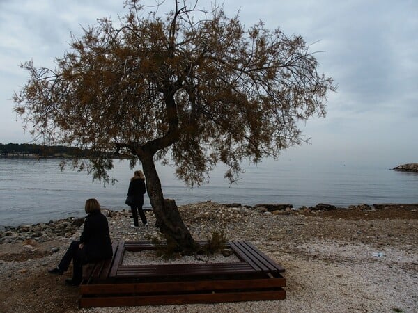 Χαλάει ο καιρός σήμερα -Πτώση θερμοκρασίας, πού θα βρέξει