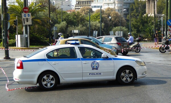 Πυροβολισμοί και καταδίωξη στην Κηφισίας - Τρεις συλλήψεις