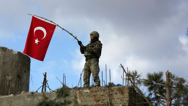 H Τουρκία δηλώνει πως οι Κούρδοι έκαναν βρώμικη συμφωνία και πως θα συνεχίσει την επίθεση, με ή χωρίς τη στήριξη του κόσμου