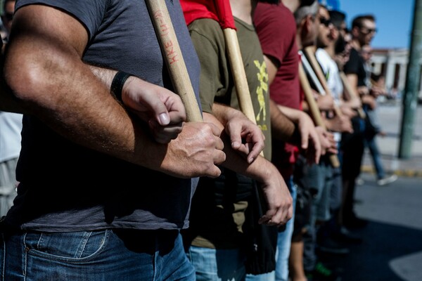 Όπισθεν ολοταχώς! Ο αστυνομικός διευθυντής θα αποφασίζει εάν έχεις δικαίωμα να διαμαρτυρηθείς!