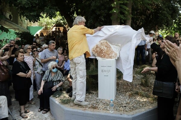 Μια συναυλία για την Αρλέτα - Στα αποκαλυπτήρια του γλυπτού της στα Εξάρχεια