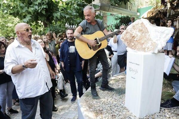 Μια συναυλία για την Αρλέτα - Στα αποκαλυπτήρια του γλυπτού της στα Εξάρχεια