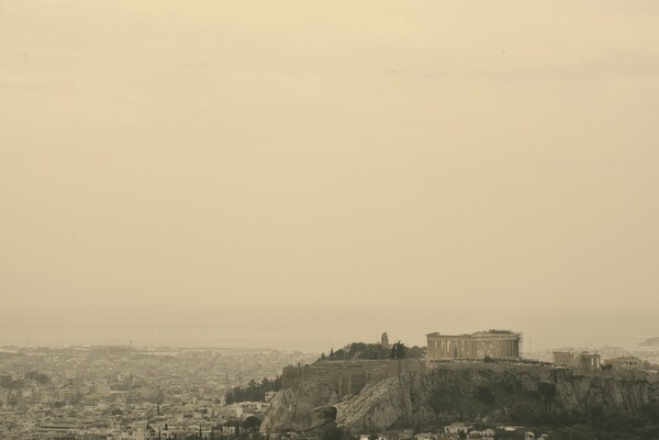 Αφρικανική σκόνη από σήμερα - Σε ποιες περιοχές θα είναι πιο έντονο το φαινόμενο