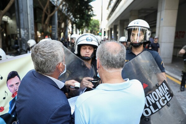 Ένταση στο υπουργείο Υγείας- Μεταξύ μελών της ΠΟΕΔΗΝ και ΜΑΤ