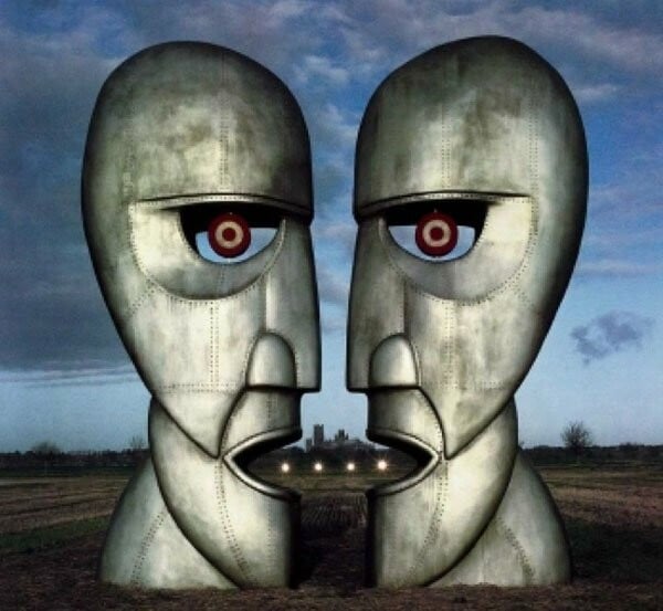 Ο Storm Thorgerson λυγίζει την πραγματικότητα