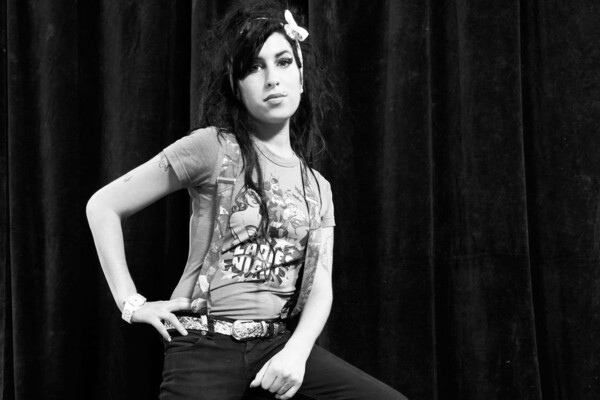 20 Μεγάλες Φωτογραφίες της Amy Winehouse