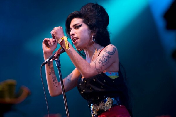 20 Μεγάλες Φωτογραφίες της Amy Winehouse