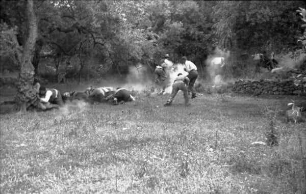 Ομαδική εκτέλεση ενός κρητικού χωριού από τους Γερμανούς (1941)