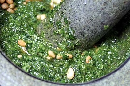 Pesto: η αγέραστη σάλτσα από τη Γένοβα