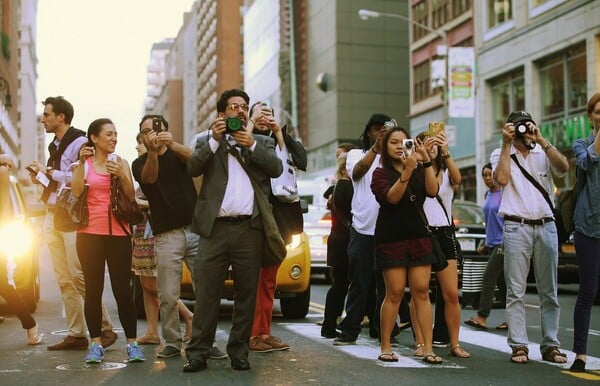 Manhattanhenge:Ο ήλιος δύει ανάμεσα στους ουρανοξύστες