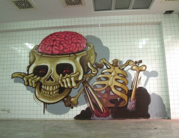 Nychos: Μαθήματα ανατομίας από τον street artist που λατρεύει να διαμελεί 