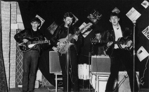 1961: οι Beatles παίζουν για κοινό 18 ατόμων