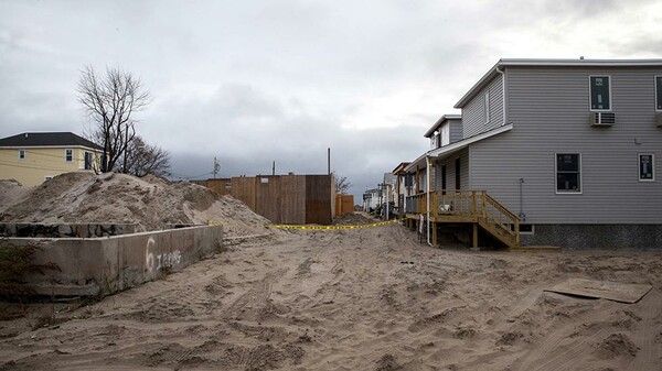  Eικόνες από το πέρασμα του Τυφώνα Sandy ένα χρόνο μετά 