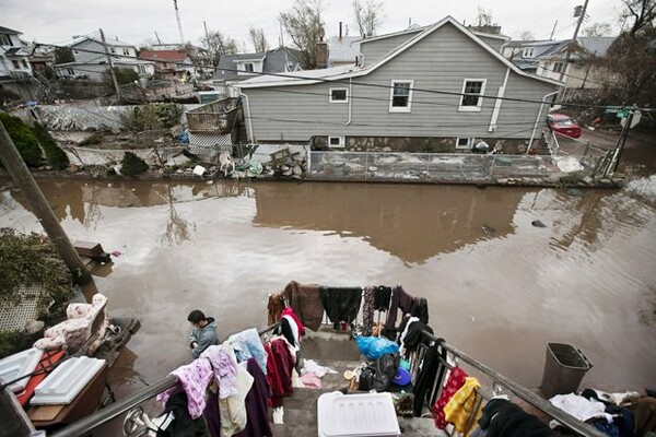  Eικόνες από το πέρασμα του Τυφώνα Sandy ένα χρόνο μετά 