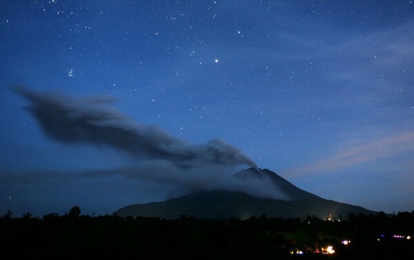 Το ξύπνημα του ηφαιστείου Sinabung 