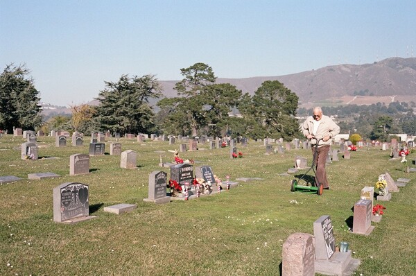 Colma: Η Necropolis της Αμερικής.