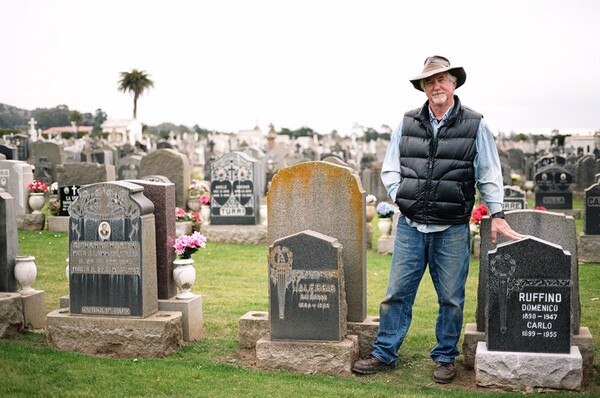 Colma: Η Necropolis της Αμερικής.