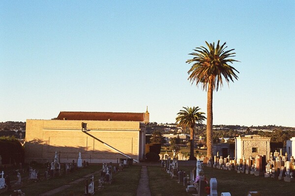 Colma: Η Necropolis της Αμερικής.