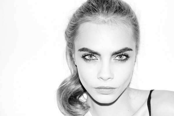 TO ΠΡΟΣΩΠΟ ΤΗΣ ΗΜΕΡΑΣ: η ατίθαση Cara Delevingne 