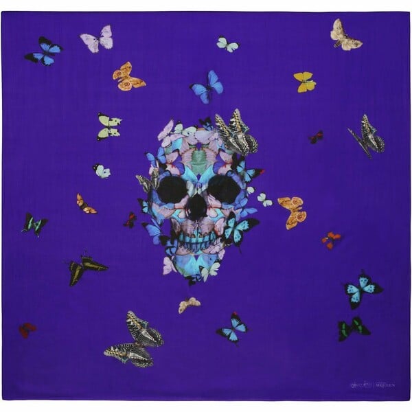 Τώρα και φουλάρια Damien Hirst! 