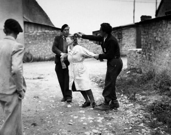 Η τιμωρία των γυναικών που «κοιμόντουσαν με τον εχθρό», μετά το τέλος του Β’ Παγκόσμιου