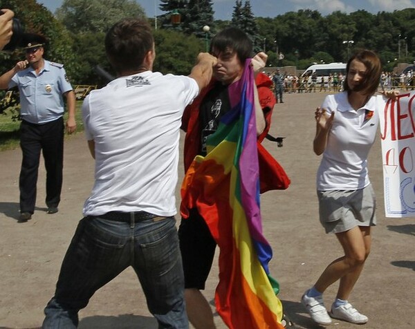 Συμπλοκές σε παρέλαση Pride στη Ρωσία