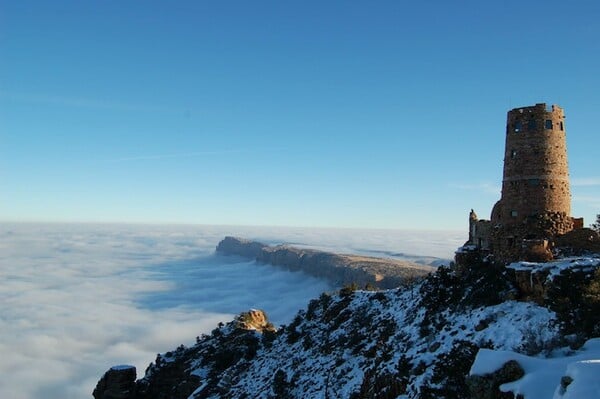 Σπάνιο φαινόμενο: To Grand Canyon σκεπασμένο με ομίχλη 