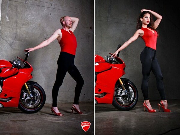 Άντρες pin-up καβάλα σε μια Ducati 