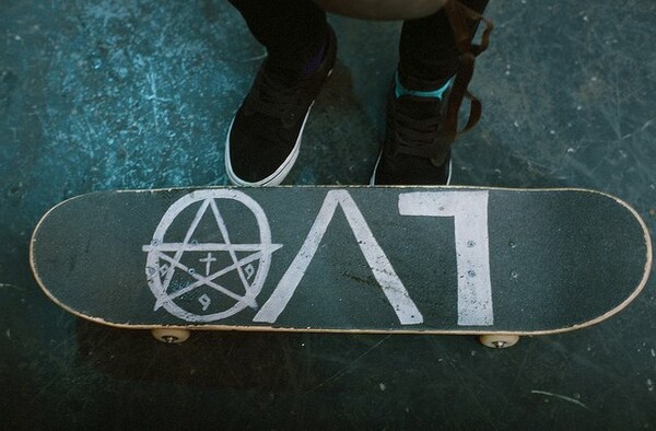 Skate και αλητεία στην Αγία Πετρούπολη.