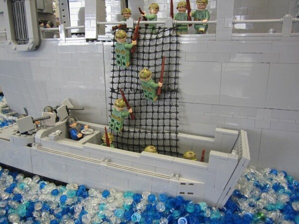 Μάχη με 50,000 κομμάτια LEGO 