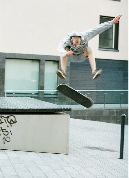 Skate και αλητεία στην Αγία Πετρούπολη.