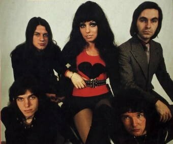 Για τη Mariska Veres, τους Shockin' Blue και τον Νίκο Τσιλογιάννη