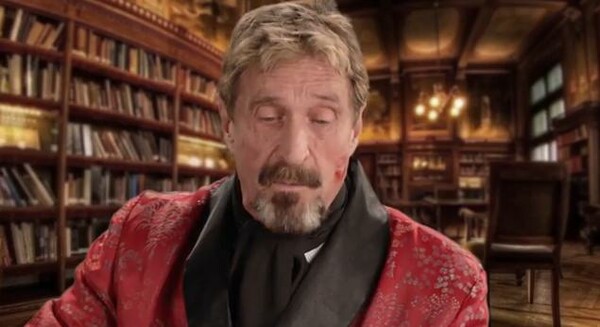 O John McAfee εξηγει πώς να απεγκαταστησετε το McAfee Antivirus