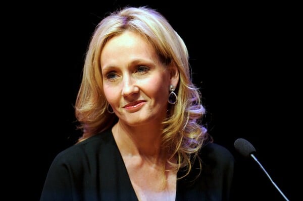 Διαβάστε απόσπασμα από το νέο βιβλίο της J.K. Rowling