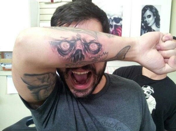 20 ξεχωριστά tattoo που αλληλεπιδρούν έξυπνα με το υπόλοιπο σώμα