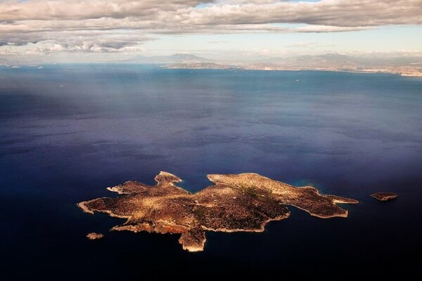 Δεν είναι μόνο 49 οι λόγοι που αγαπάμε την Ελλάδα