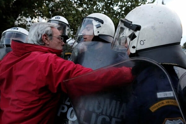 Ένας χρόνος από την εισβολή των ΜΑΤ στην ΕΡΤ