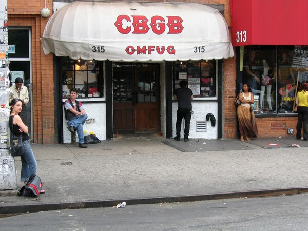 CBGB: O θρύλος του Punk στη Νέα Υόρκη