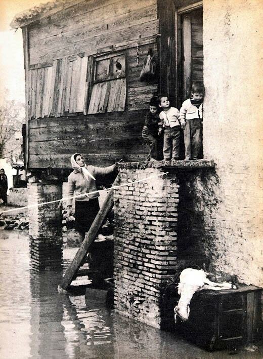 Η φονική νεροποντή του 1961 στην Αθήνα 