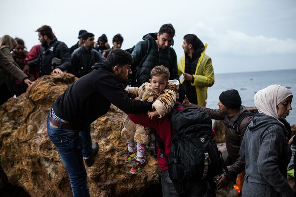 Η διαδρομή των προσφύγων στη Λέσβο, μέσα από 16 δυνατές φωτογραφίες