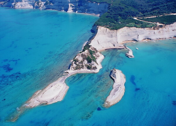 16 λόγοι για να πας Κέρκυρα, Λευκάδα, Μεγανήσι, Παξούς και Αντίπαξους αυτό το καλοκαίρι