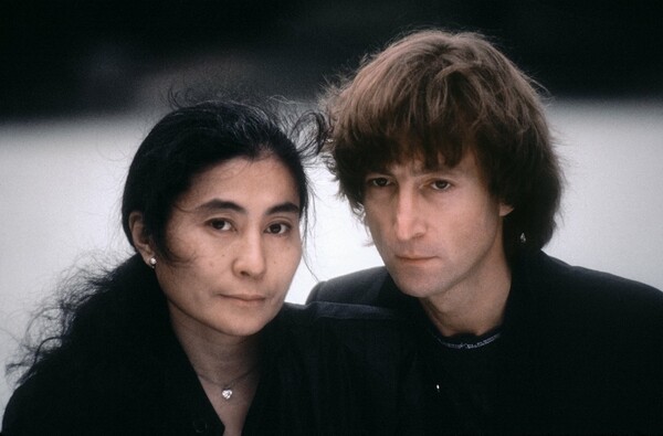 Σπάνιες φωτογραφίες της Yoko Ono και του John Lennon, λίγους μήνες πριν τη δολοφονία του