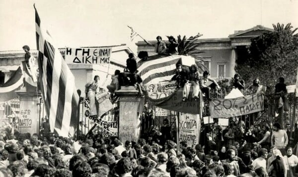 Ο Κωστής Κορνέτης συνθλίβει έναν μεταπολιτευτικό μύθο για το Πολυτεχνείο